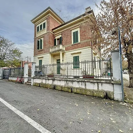 App Tara Liberty Style Apartment Imola